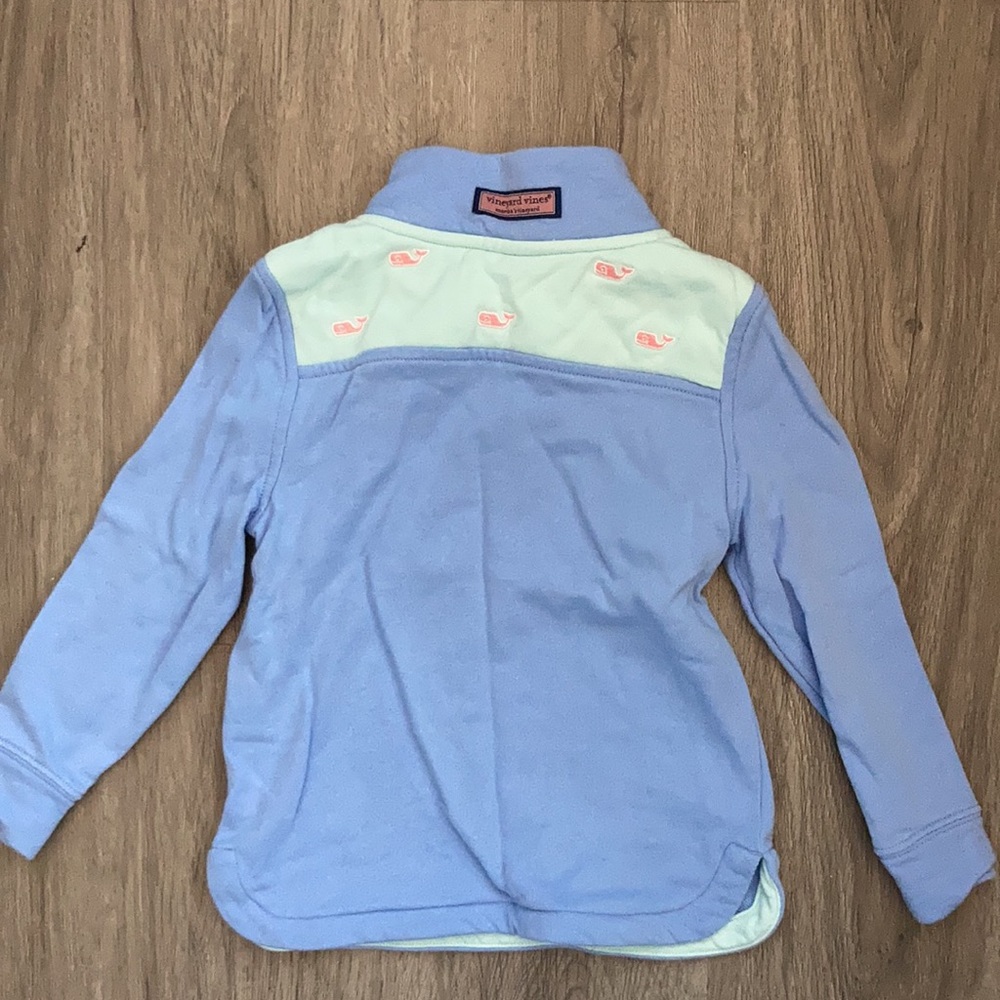 Vineyard vines 4t sweatshirt - Picture 3 of 3